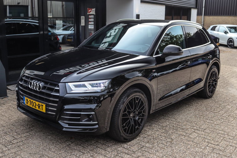 Vehicle Image 7