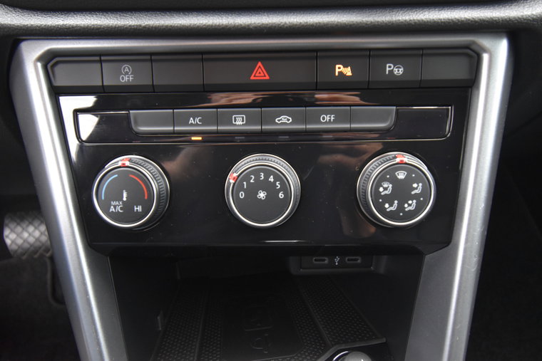 Vehicle Image 29