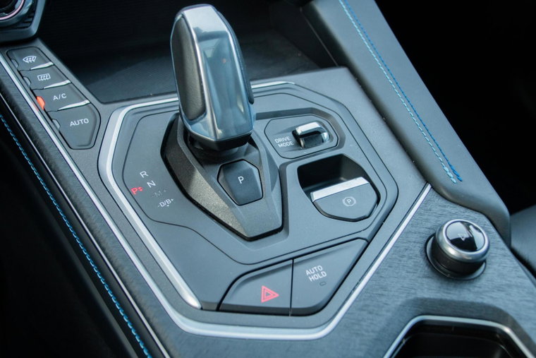 Vehicle Image 36