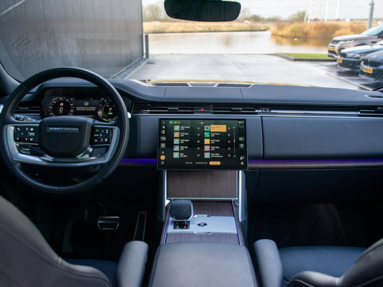Vehicle Image 37