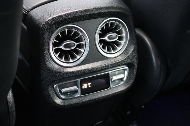Vehicle Image 39