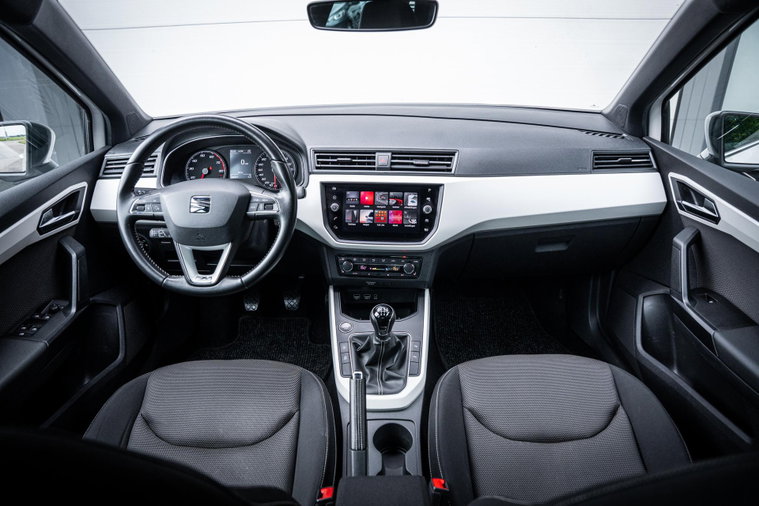 Vehicle Image 18