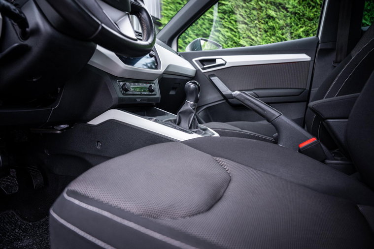 Vehicle Image 32