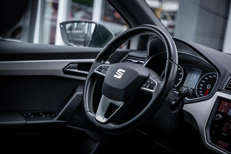Vehicle Image 35