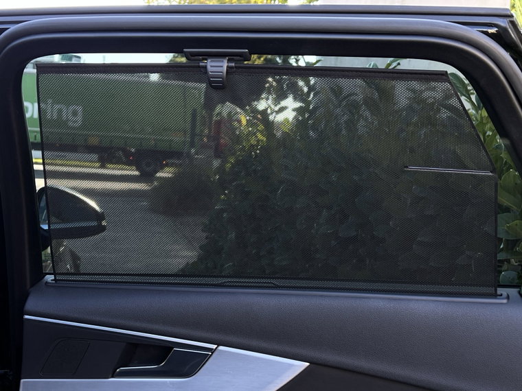 Vehicle Image 38