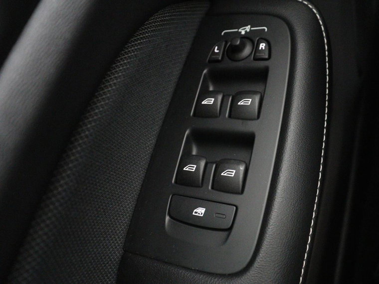 Vehicle Image 41