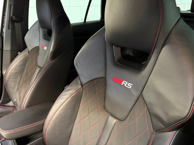 Vehicle Image 36