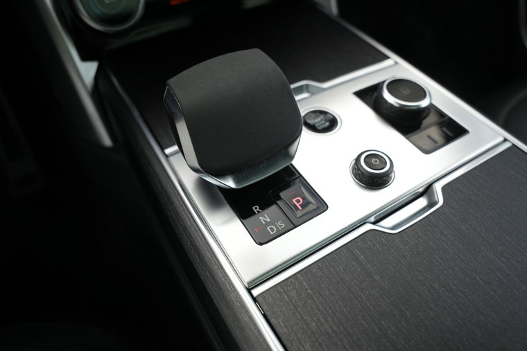 Vehicle Image 50