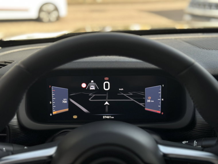 Vehicle Image 21