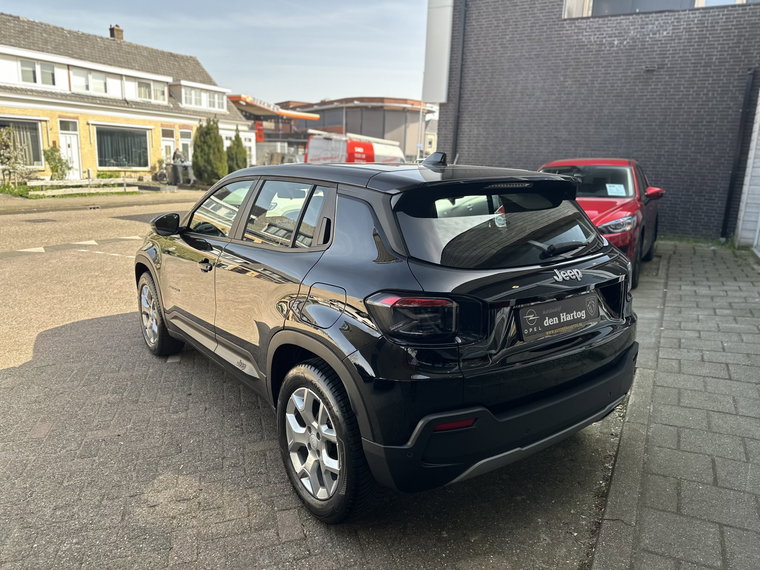 Vehicle Image 37
