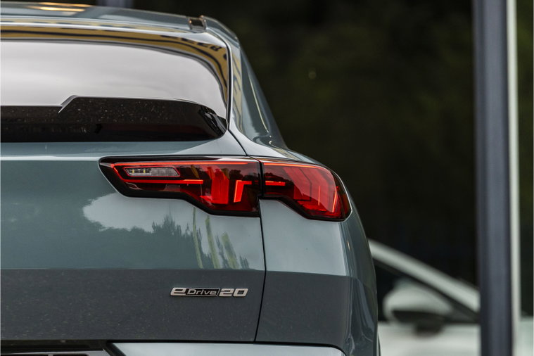 Vehicle Image 11