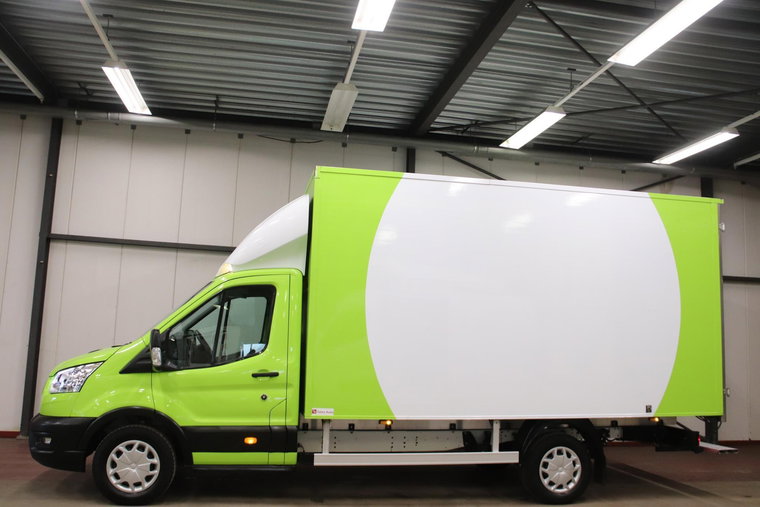 Vehicle Image 11