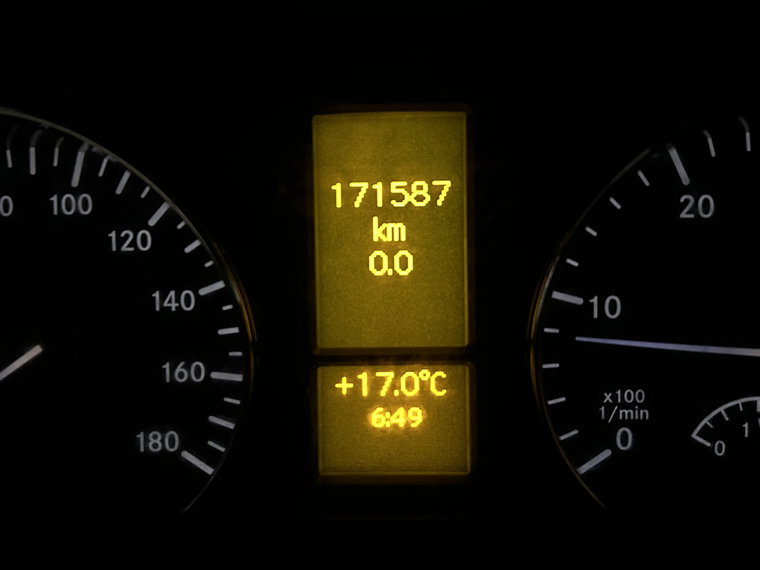 Vehicle Image 17