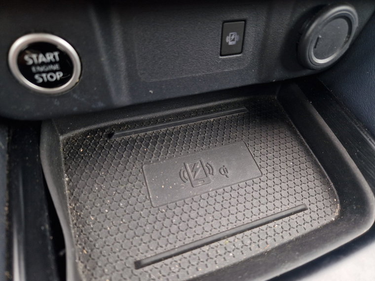 Vehicle Image 30