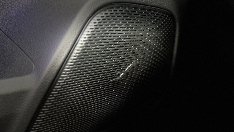 Vehicle Image 26