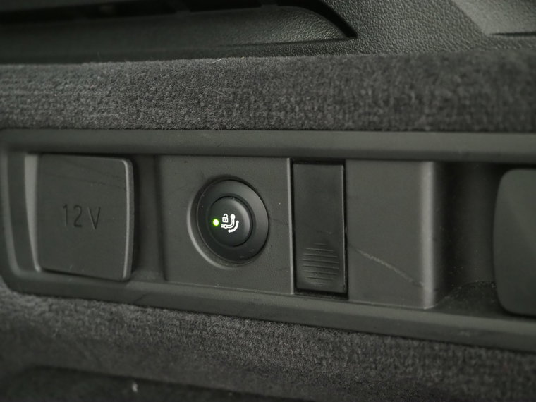 Vehicle Image 42