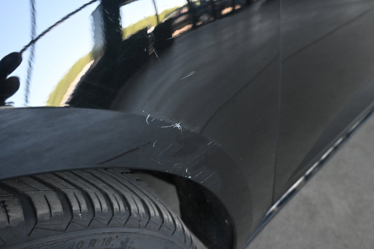 Vehicle Image 38