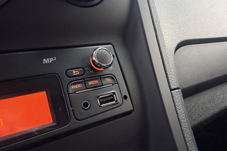 Vehicle Image 24