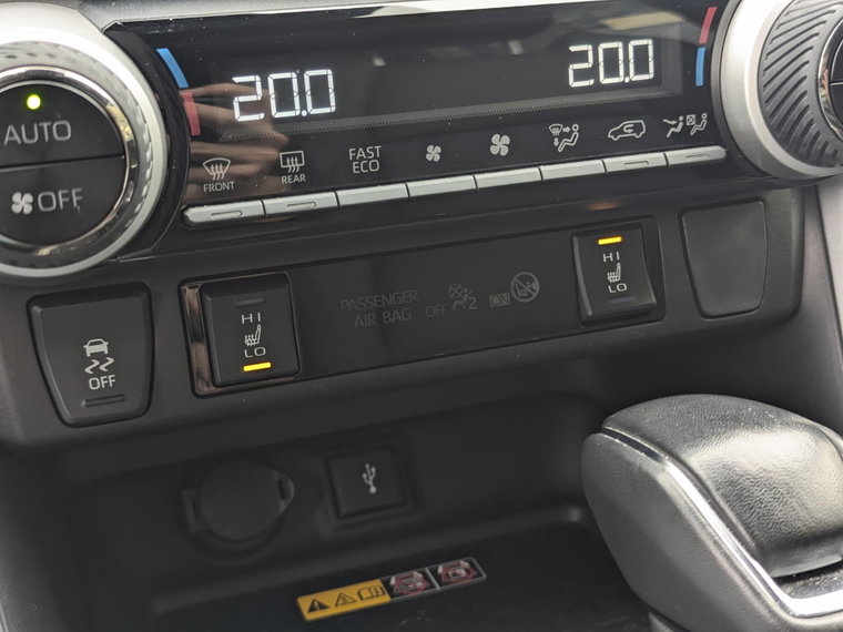 Vehicle Image 36
