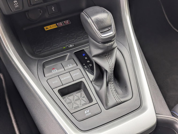 Vehicle Image 38