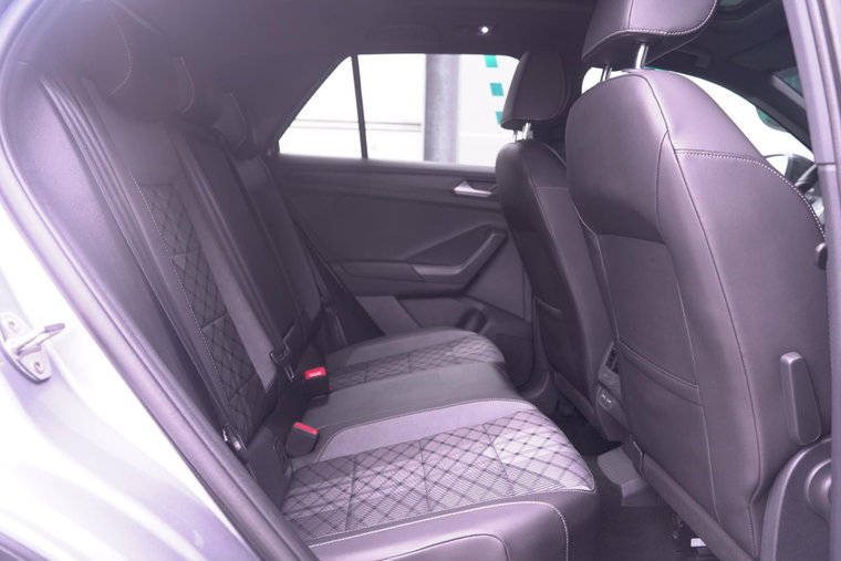 Vehicle Image 45