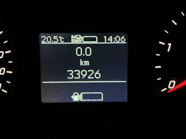 Vehicle Image 19