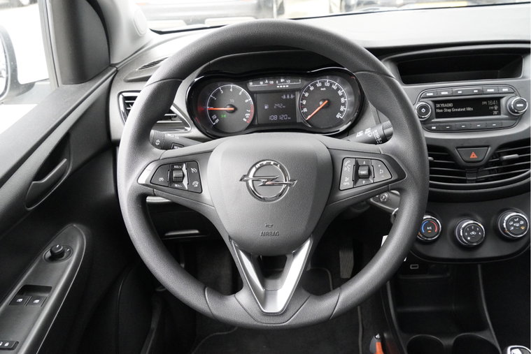 Vehicle Image 16