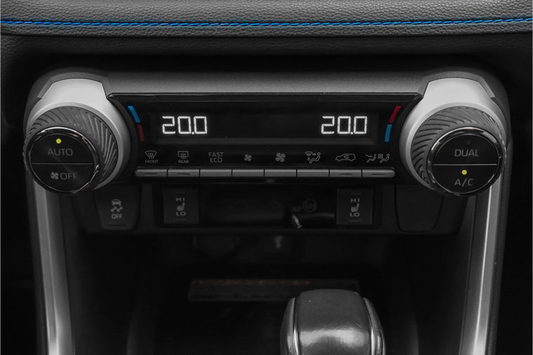 Vehicle Image 26