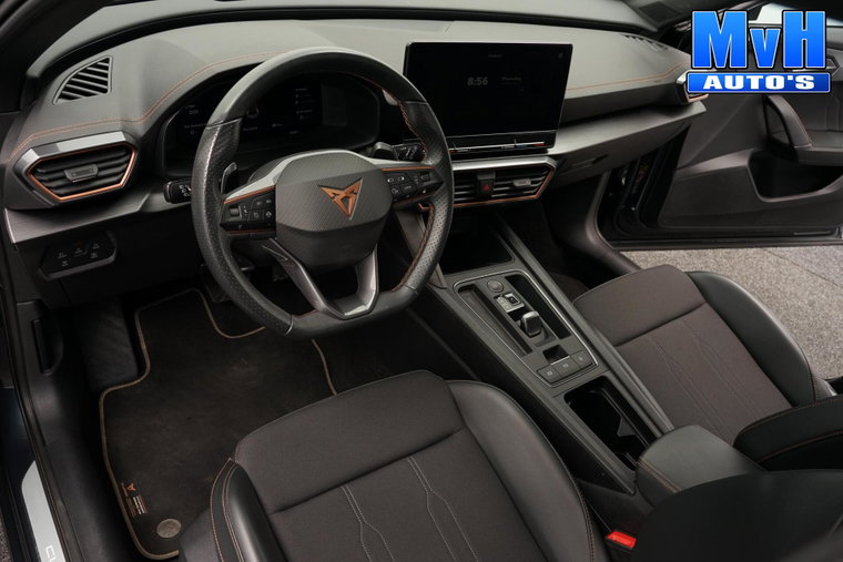 Vehicle Image 42