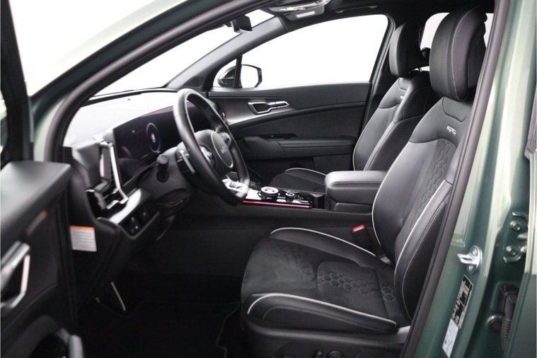 Vehicle Image 19
