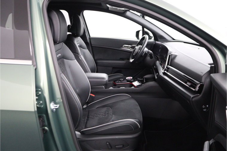 Vehicle Image 37