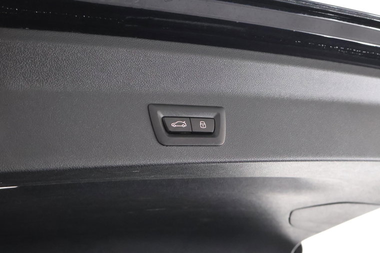 Vehicle Image 47