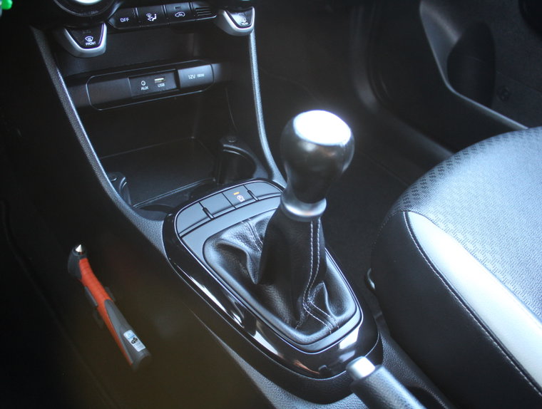 Vehicle Image 35