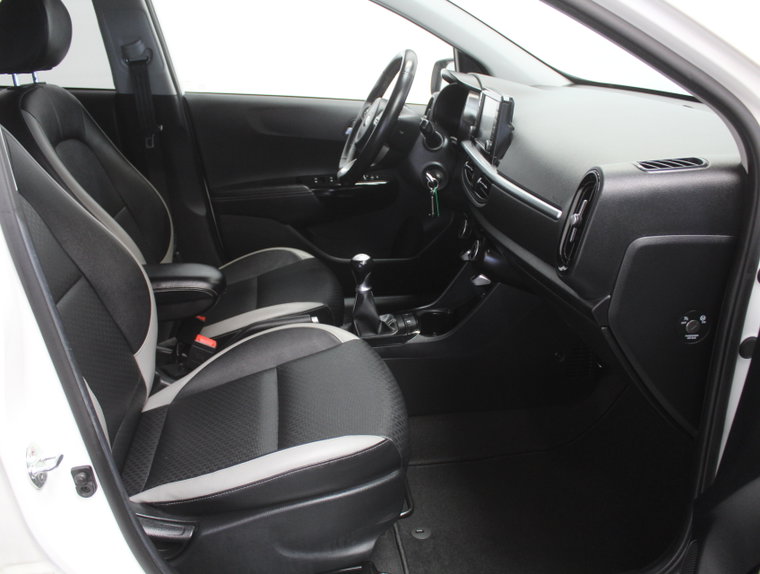 Vehicle Image 45