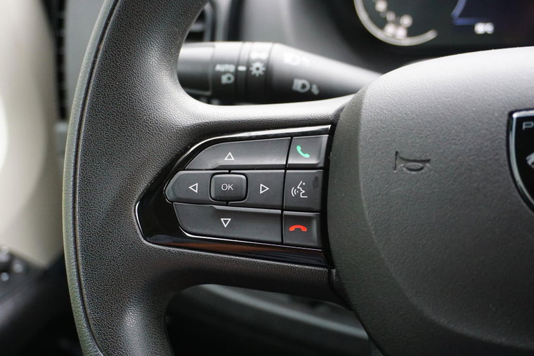 Vehicle Image 28