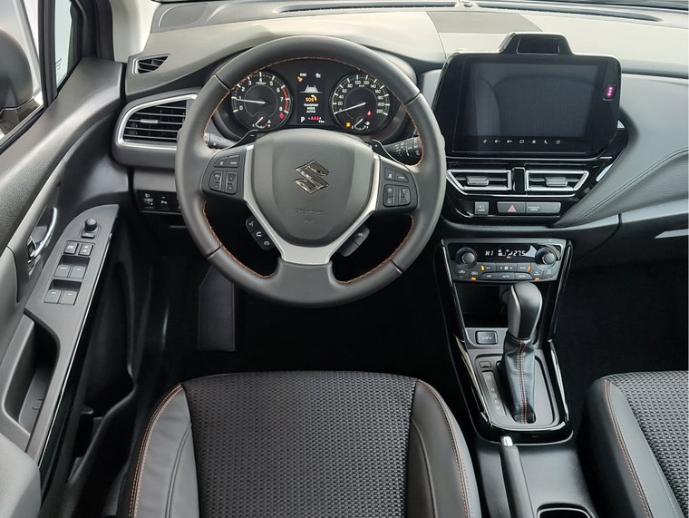 Vehicle Image 12