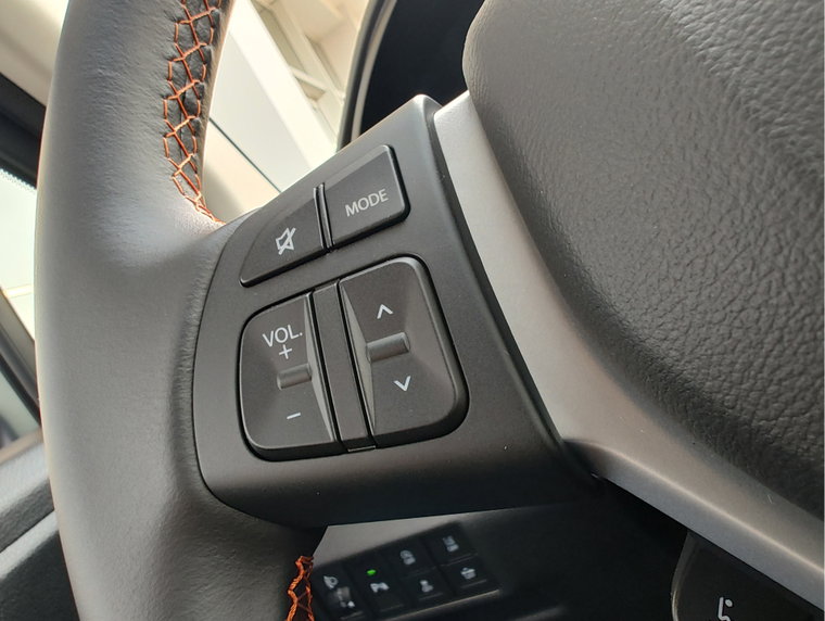 Vehicle Image 24
