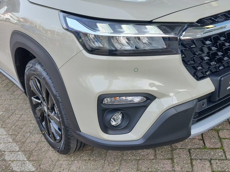 Vehicle Image 37