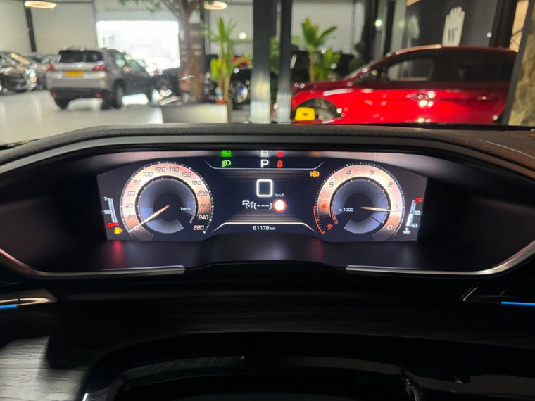 Vehicle Image 40