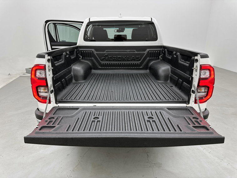 Vehicle Image 18