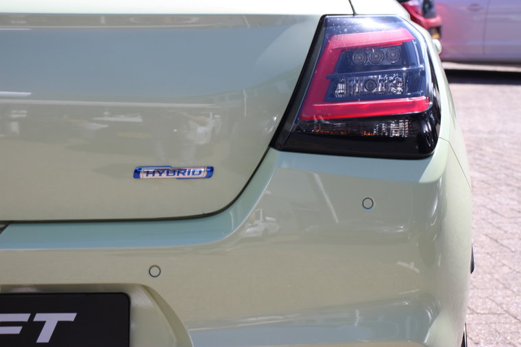 Vehicle Image 18