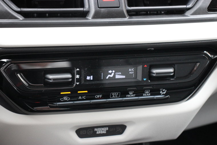 Vehicle Image 28