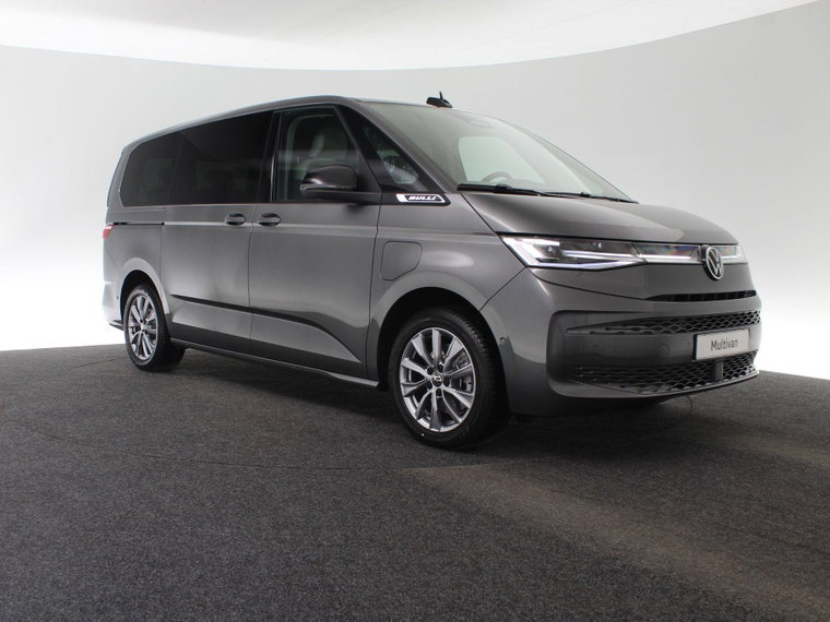 Vehicle Image 45