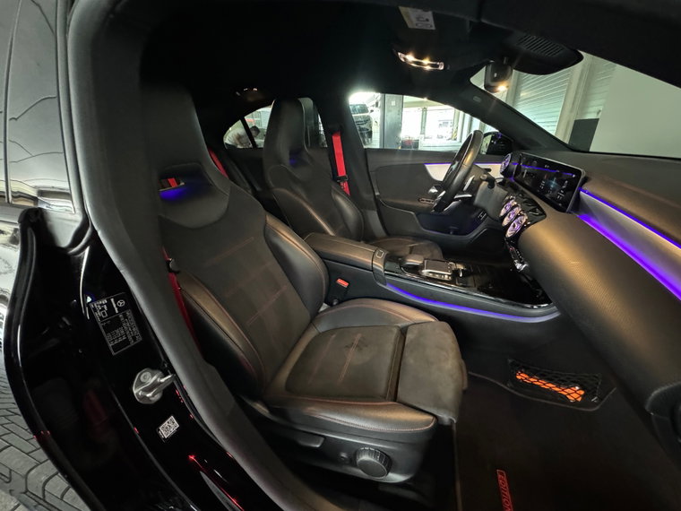 Vehicle Image 38