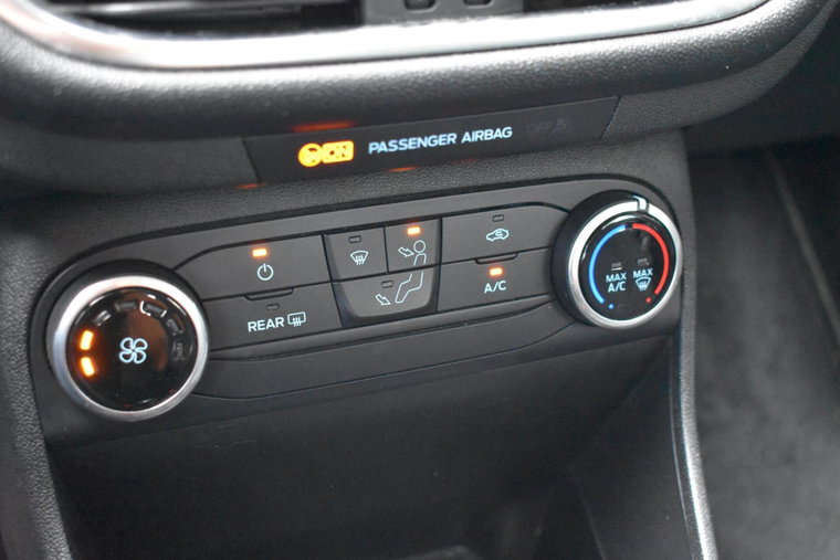 Vehicle Image 17