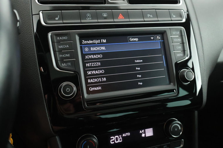 Vehicle Image 22