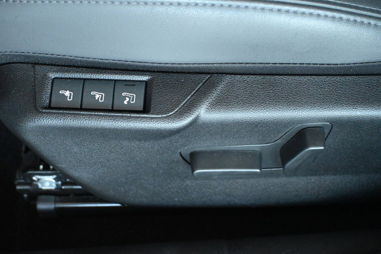 Vehicle Image 34