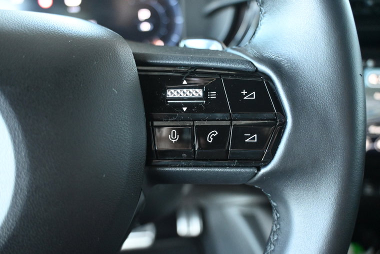 Vehicle Image 37