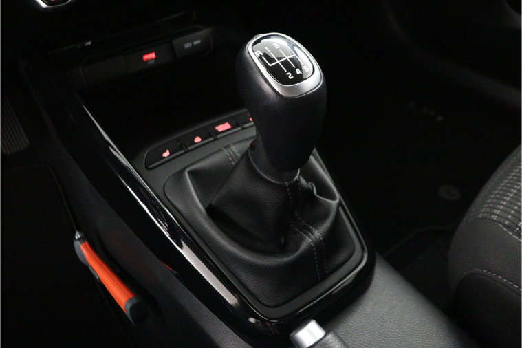Vehicle Image 28