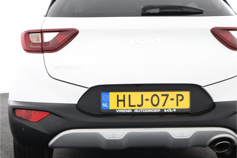 Vehicle Image 42